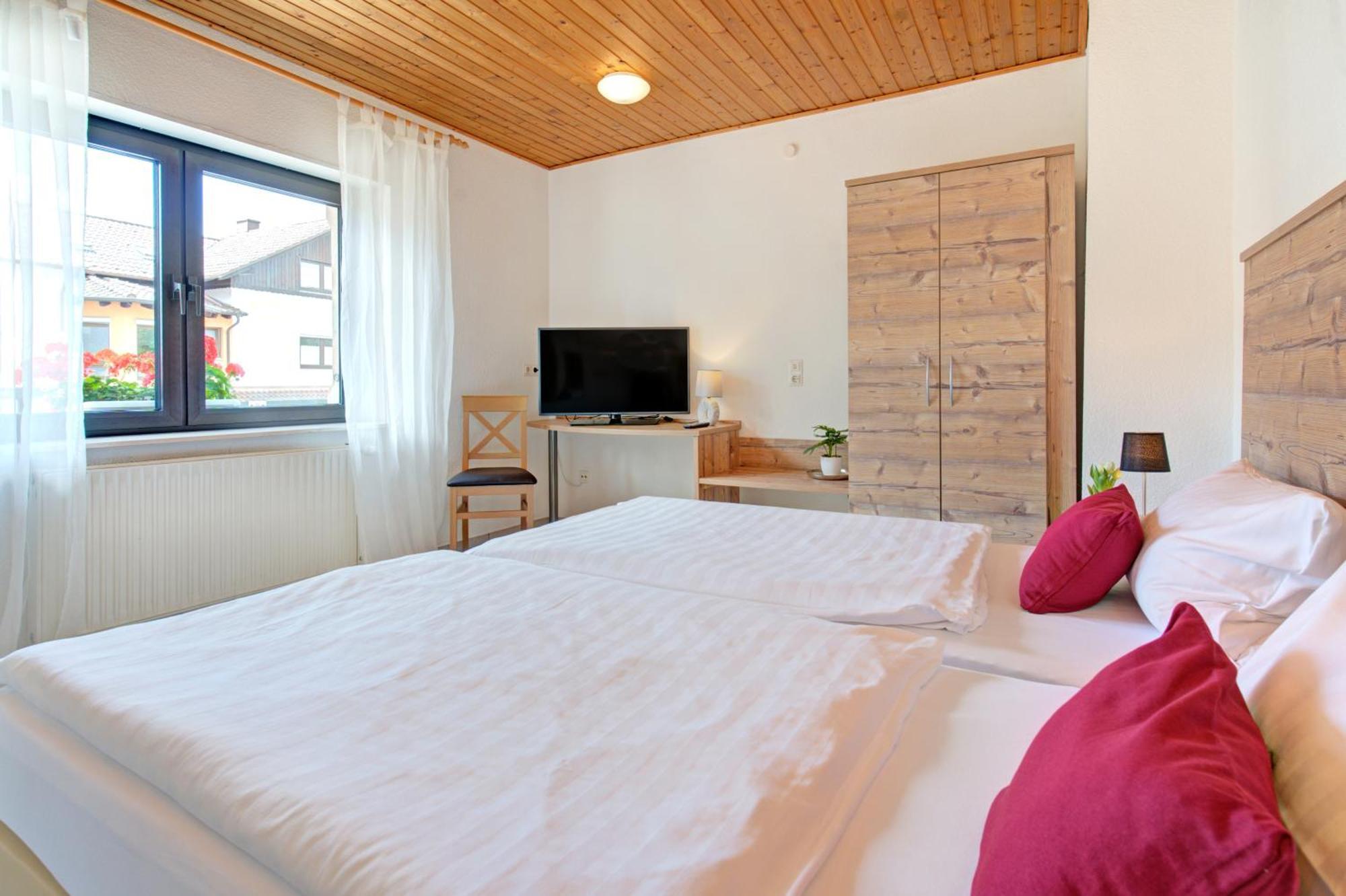 Apartment Landhotel Zum Storchennest Bann ภายนอก รูปภาพ